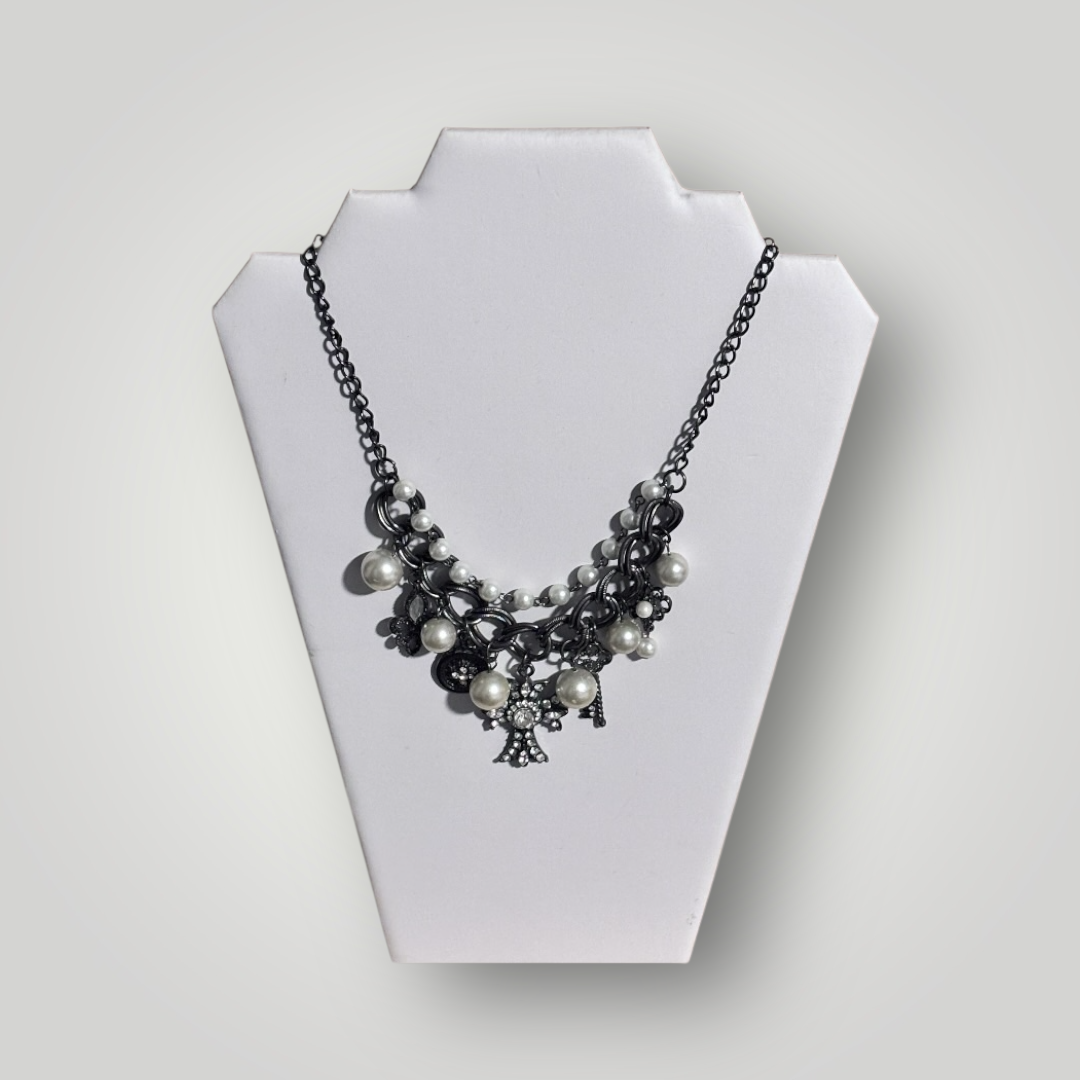 Pearl & Charm Chain Necklace